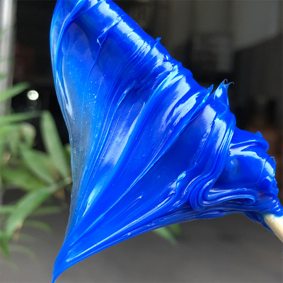 Experimente o poder do Ultra Lubre 4X Grease de Lítio Azul e Branco para Máquinas Pesadas